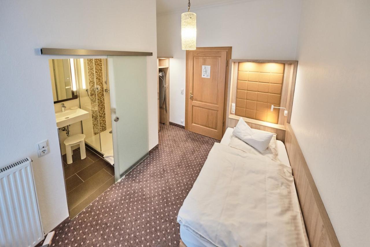 Hotel Haus Berlin Bonn Rum bild